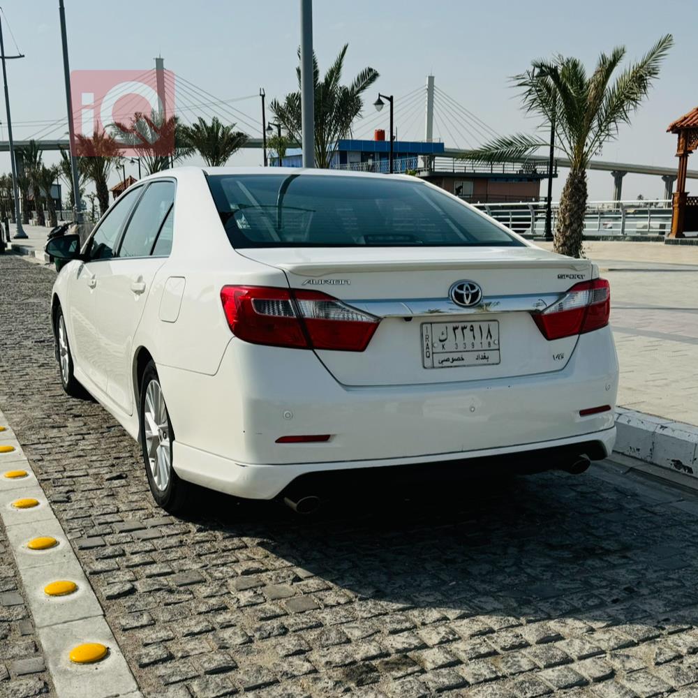 Toyota Aurion